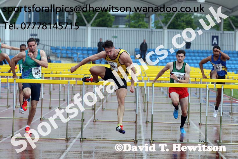 Senior mens 110 metres hurdles, Northern Championships, Sport City, Manchester. Photo: David T. Hewitson/Sports for All Pics